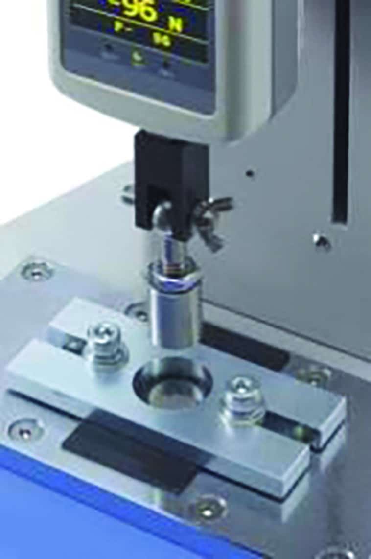 Système de contrôle de pelage pour surfaces revêtues